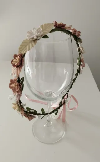 Corona Comunión flores y lazos