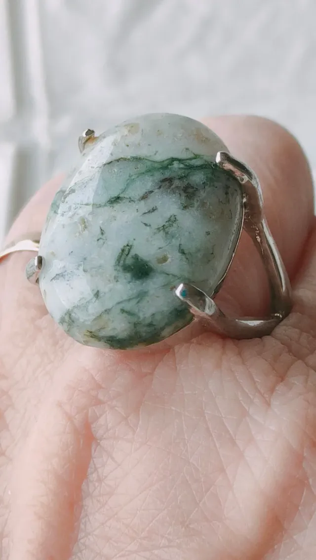 Anillo Piedra Natural Verde y Blanca