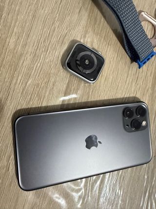 iPhone 11 Pro 128GB + Apple Watch S4 Nike