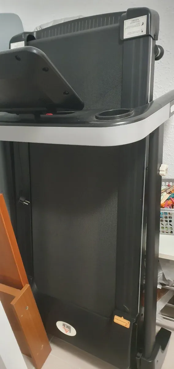 Cinta de correr negra
(La entrega es en Comarruga)