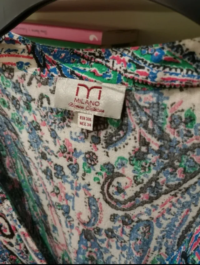 Vestido midi con estampado, de Milano