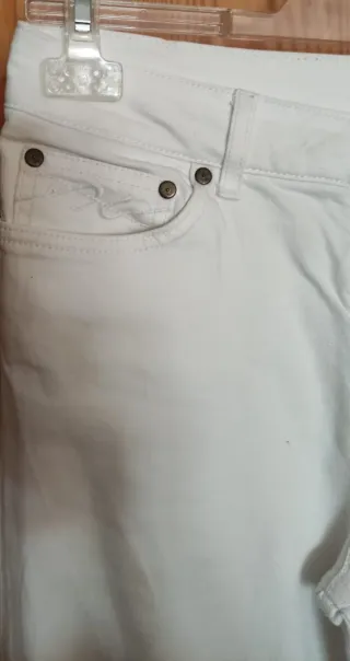 Vaqueros blancos Tommy Hilfiger