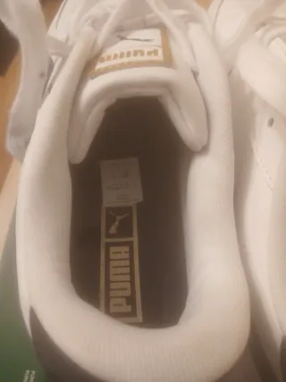 Zapatillas Puma Blancas y Grises