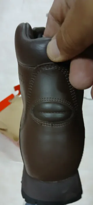 Botas de montaña Gore-Tex Marrones