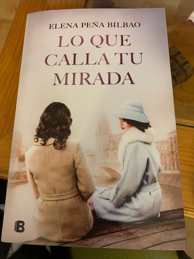 Lo Que Calla Tu Mirada/ What Your Eyes Are Hiding