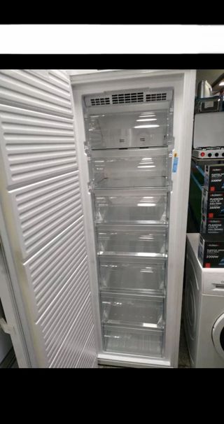 Congelador Indesit 7 cajones No Frost