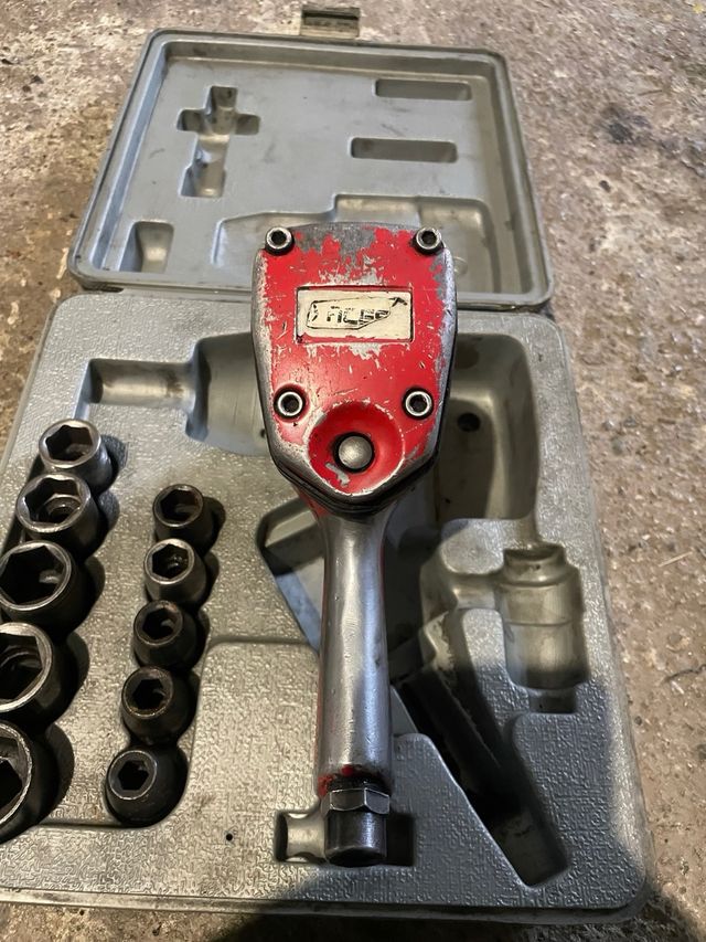 Pistola de impacto neumática 1/2 + vasos