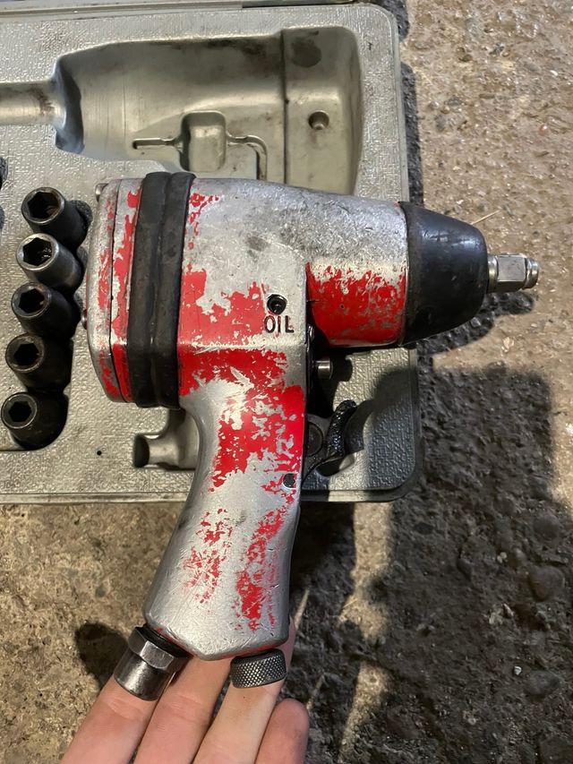 Pistola de impacto neumática 1/2 + vasos