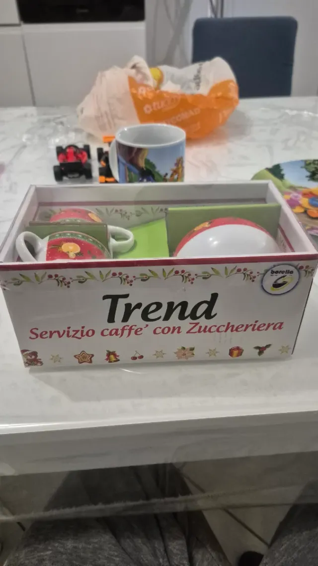 Set tazze e zuccheriera caffè