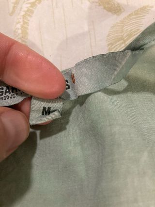 Blusa Berschka verde mangas cortas Talla XS