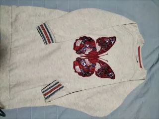Sudadera mariposa niña 9/10