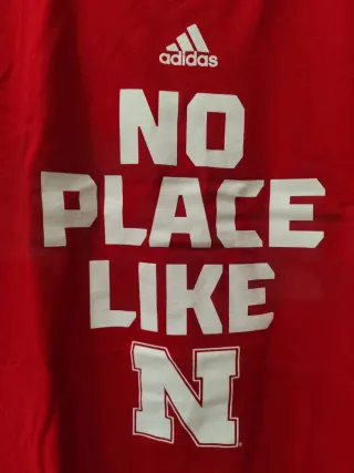 T-shirt Adidas L No Place Like N