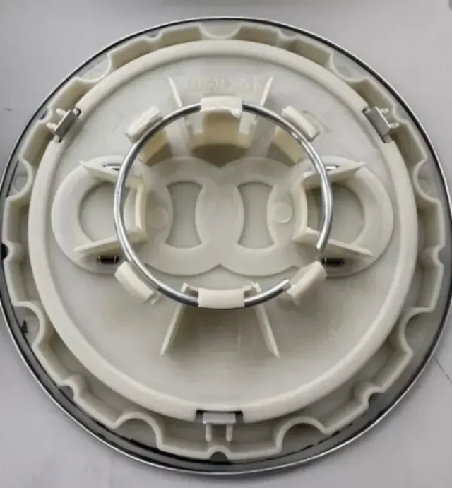 TAPABUJES TAPACUBOS CENTRO RUEDA LLANTA AUDI 146M