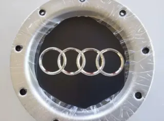 4 TAPAS BUJE CENTRO RUEDA LLANTA AUDI 146MM NEGRAS