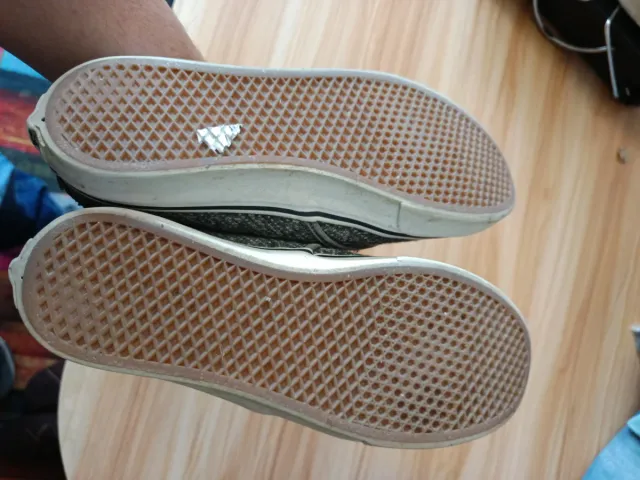 Vans grises talla 36