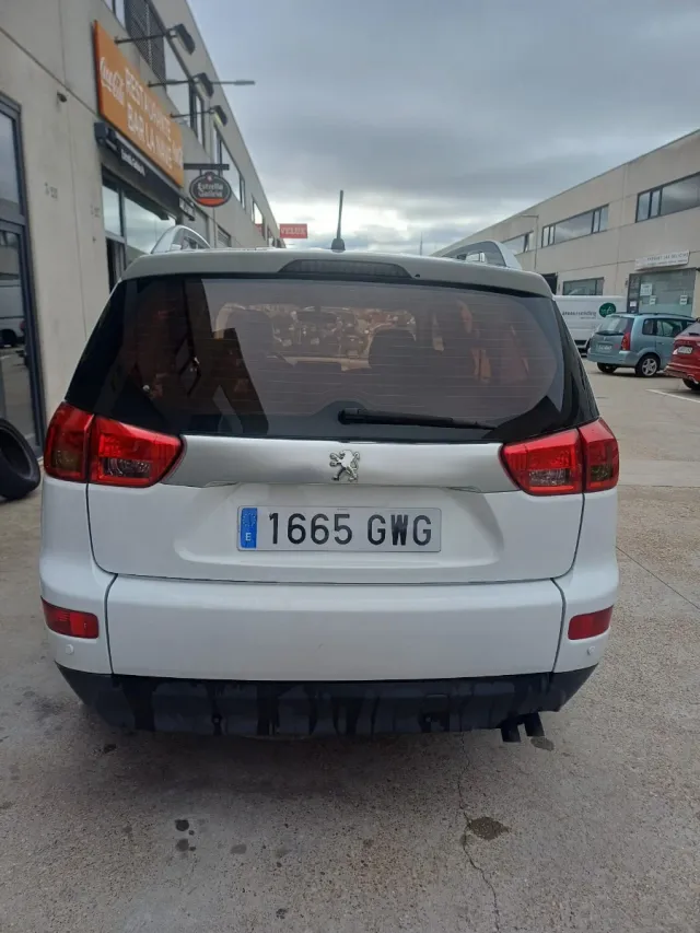 Peugeot 4007 2.2hdi 156cv