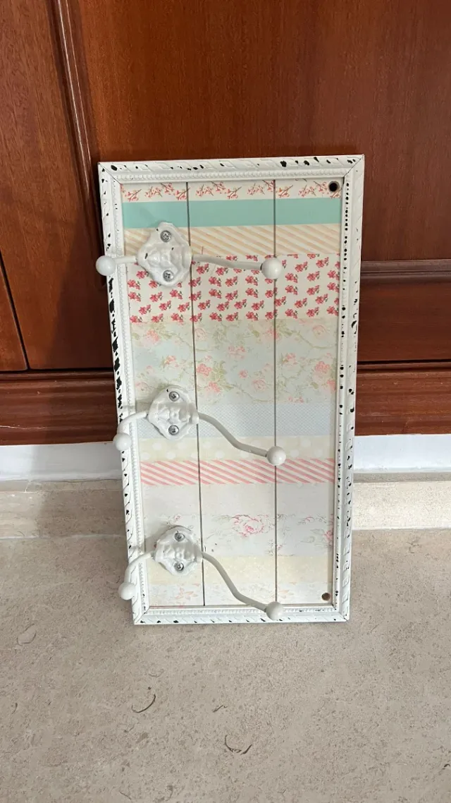 Perchero de pared decorativo