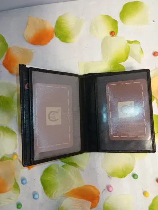 Cartera Genuin Leather Negra Piel