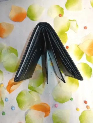 Cartera Genuin Leather Negra Piel