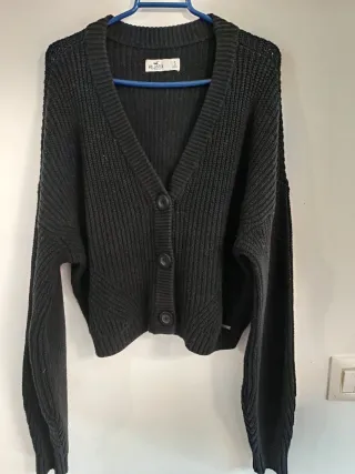 Jersey Hollister Negro Talla S