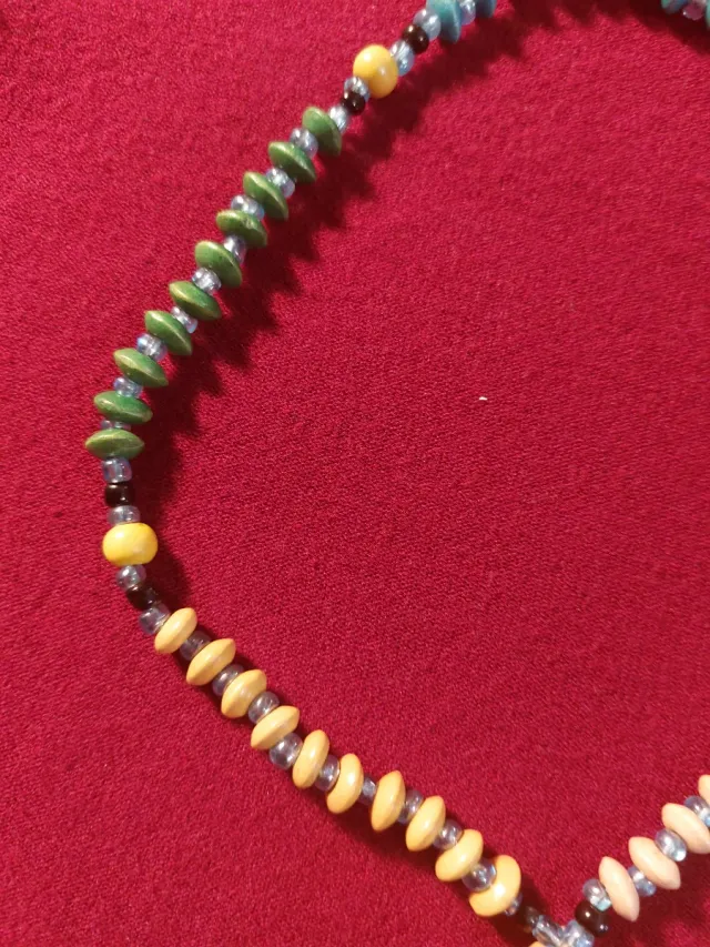 Rosarios de madera y metal