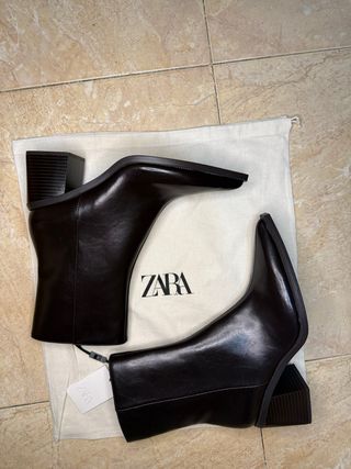 Botines anchos Zara Marrón