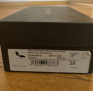 Scarpe Bruno Magli camoscio e vernice tacco