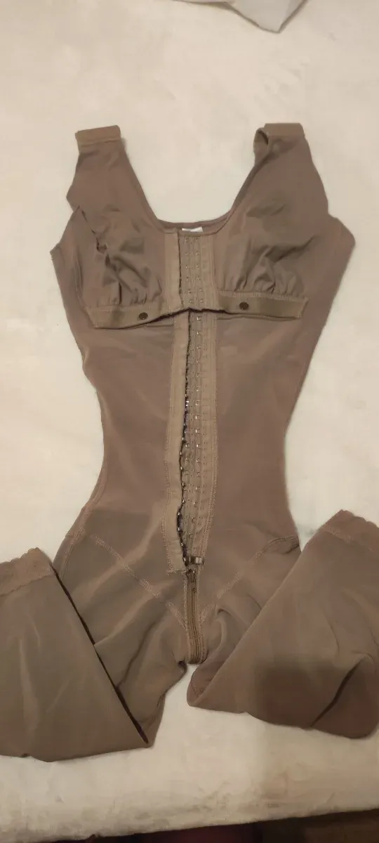 Faja postquirúrgica Beige