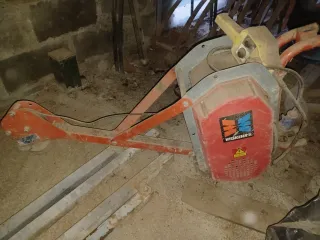 Maquinillo de construcción WISKEHR'S