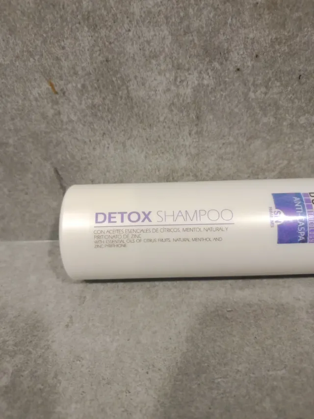 Champú Anticaspa Tahe Botanic Tricology 300ml