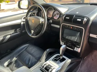Porsche Cayenne 2004
