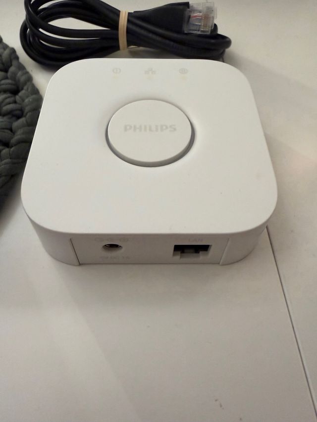 Philips Hue Bridge