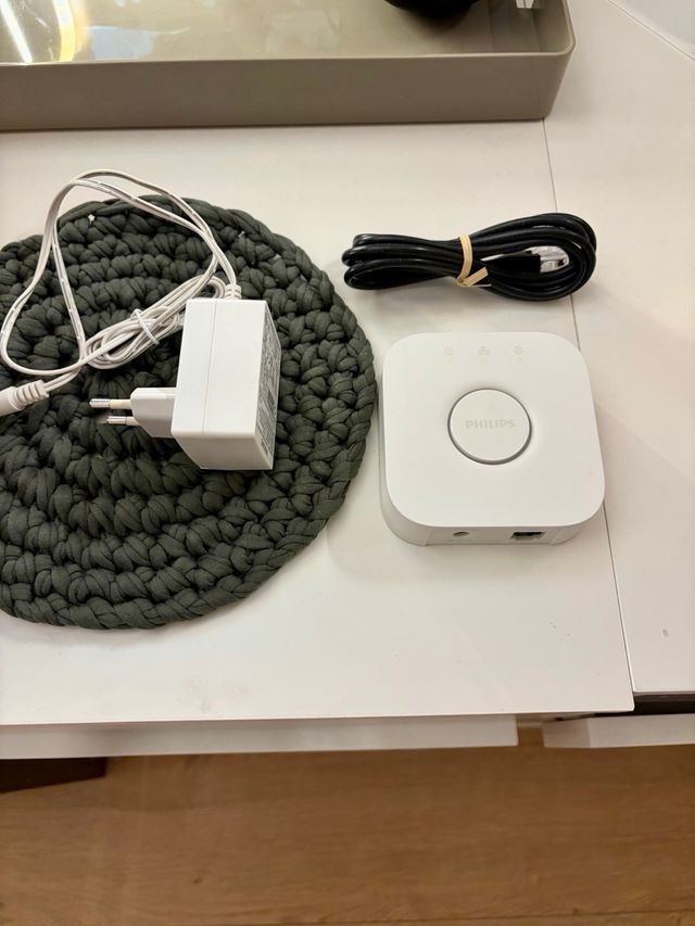 Philips Hue Bridge