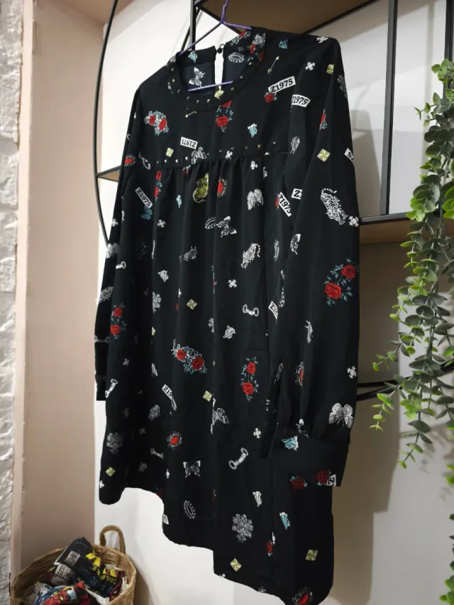 Vestido OLS negro rock tachas S