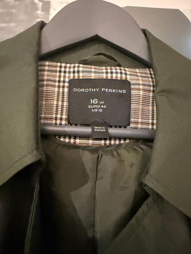 Gabardina verde Dorothy Perkins NUEVA