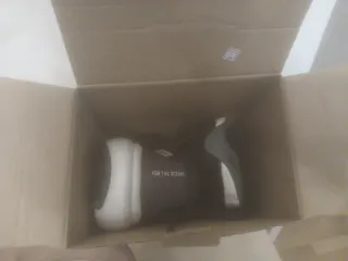 Zapatillas Adidas Negras y Blancas