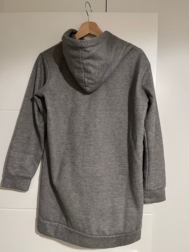 Sudadera-vestido con capucha y estampado de Pug