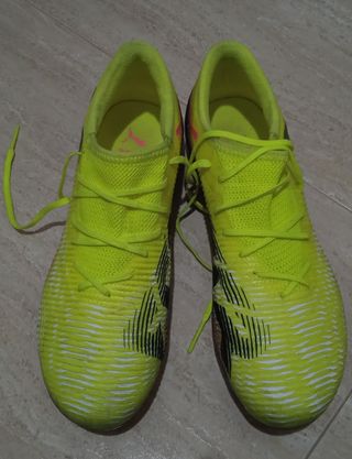 Botas de fútbol Puma amarillas nº 39