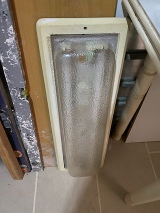 Plafón de cocina con tulipa 