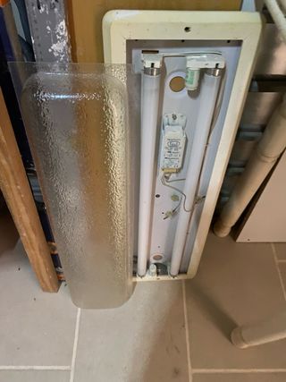 Plafón de cocina con tulipa 