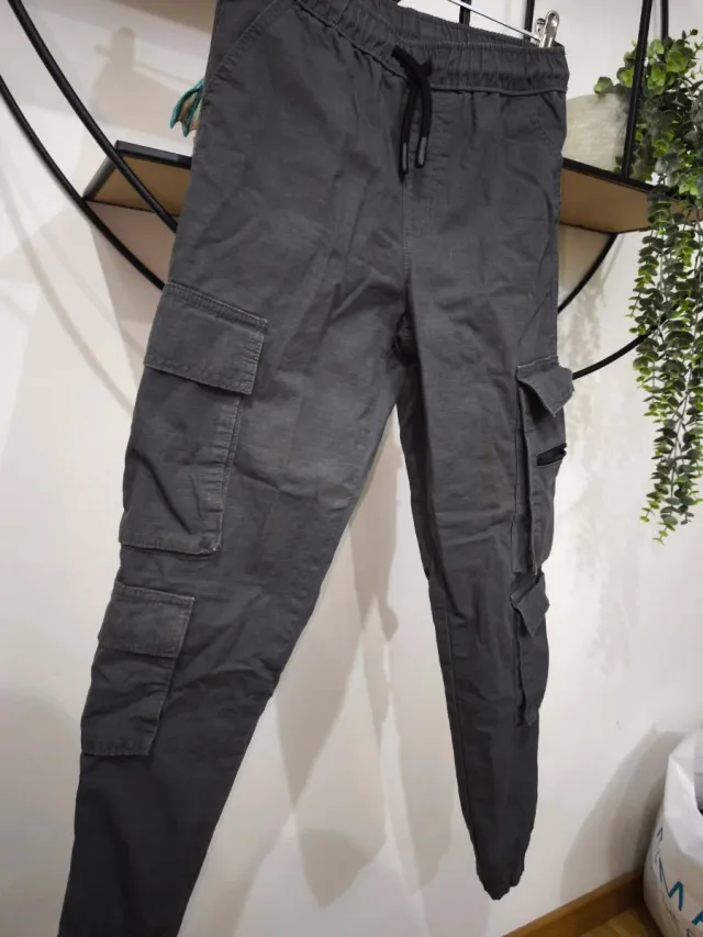 Pack 2 Pantalones: Vaquero 12 años y Jogger Gris