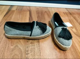 Alpargatas nuevas T.37