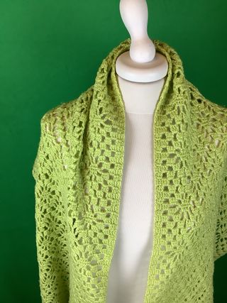 Maxi scialle uncinetto lana verde