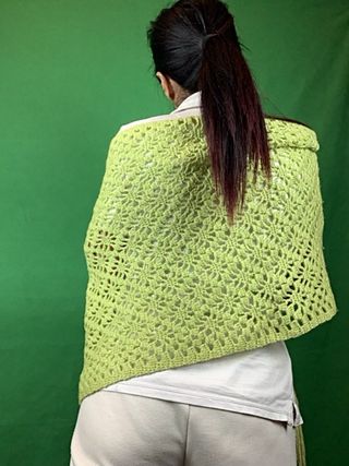 Maxi scialle uncinetto lana verde