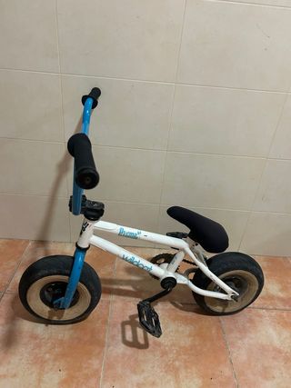 Mini bici BMX Wildcat Bianca e Blu