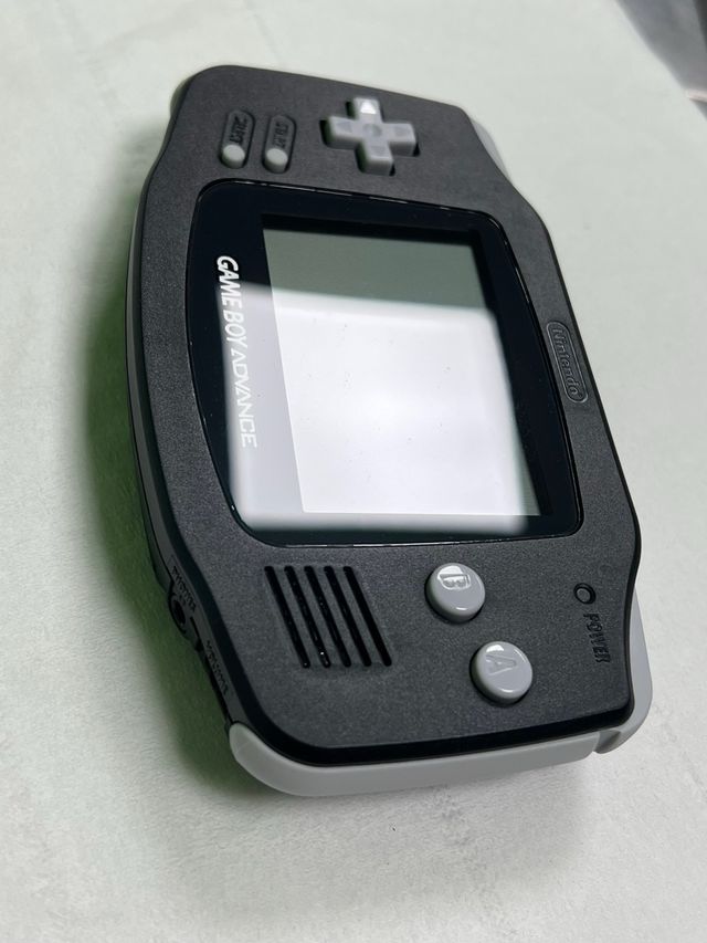 Nintendo Game Boy Advance, con caja serial match