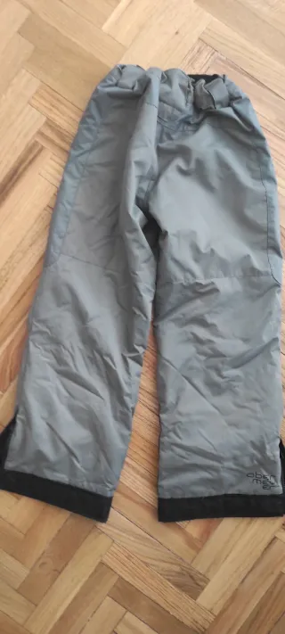 Conjunto esquí niño talla 12 años.