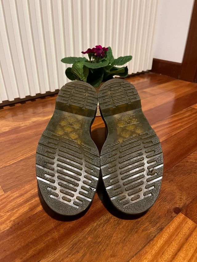 Zapatos Dr. Martens 1461 Negros. Puestos una vez.