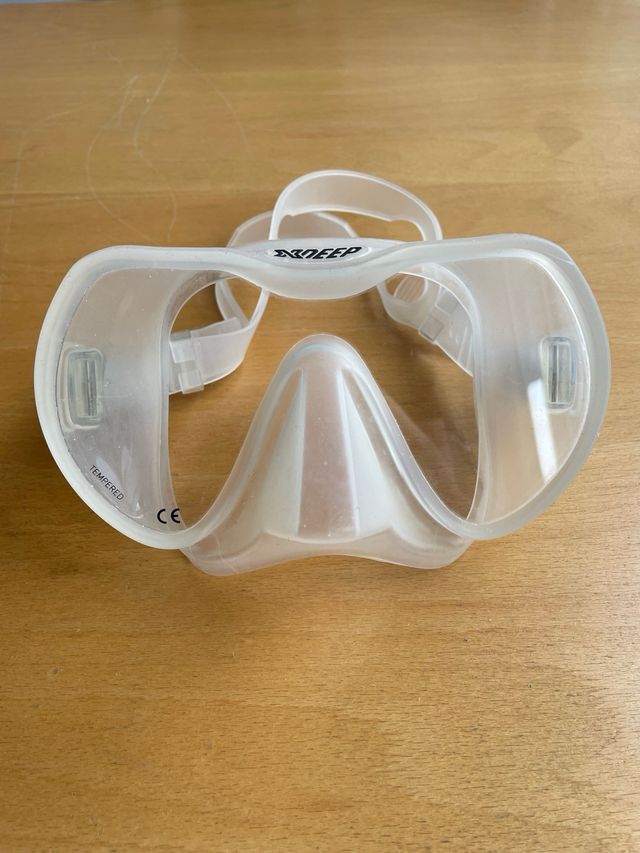 Gafas de buceo y tubo