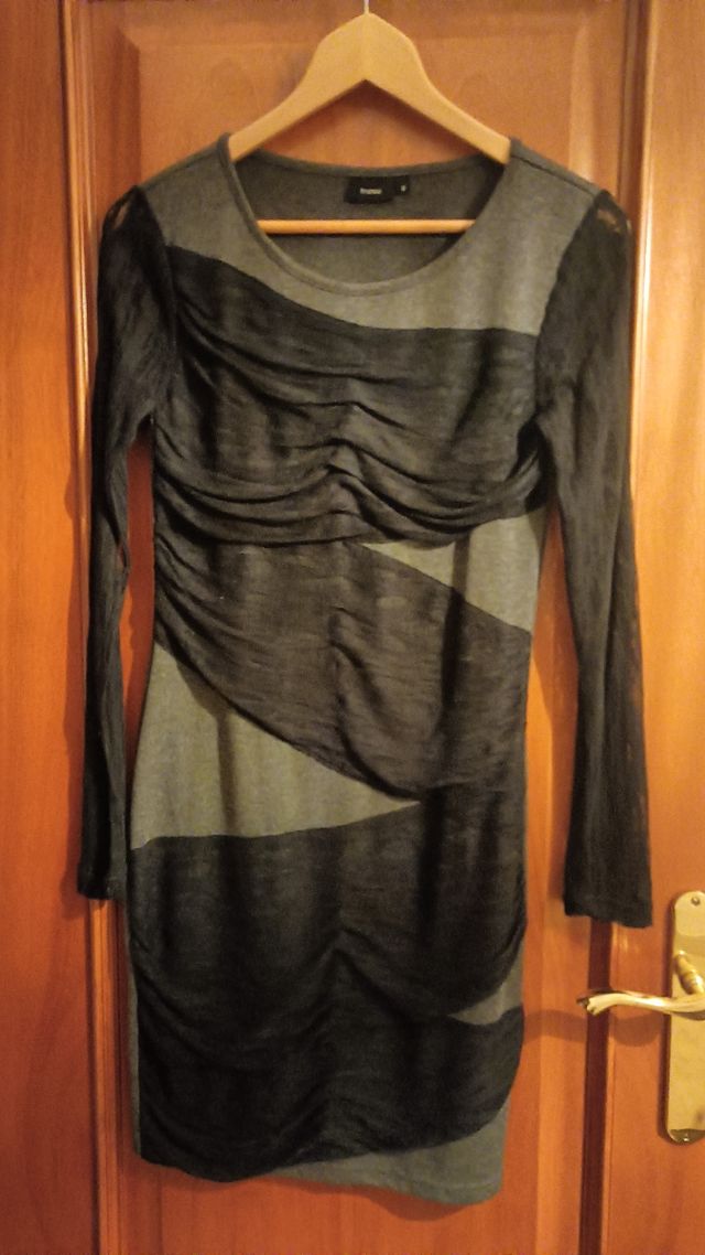 Vestido bicolor negro y gris